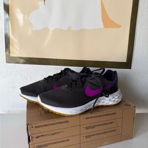 Nike Black and Purple Running Shoes